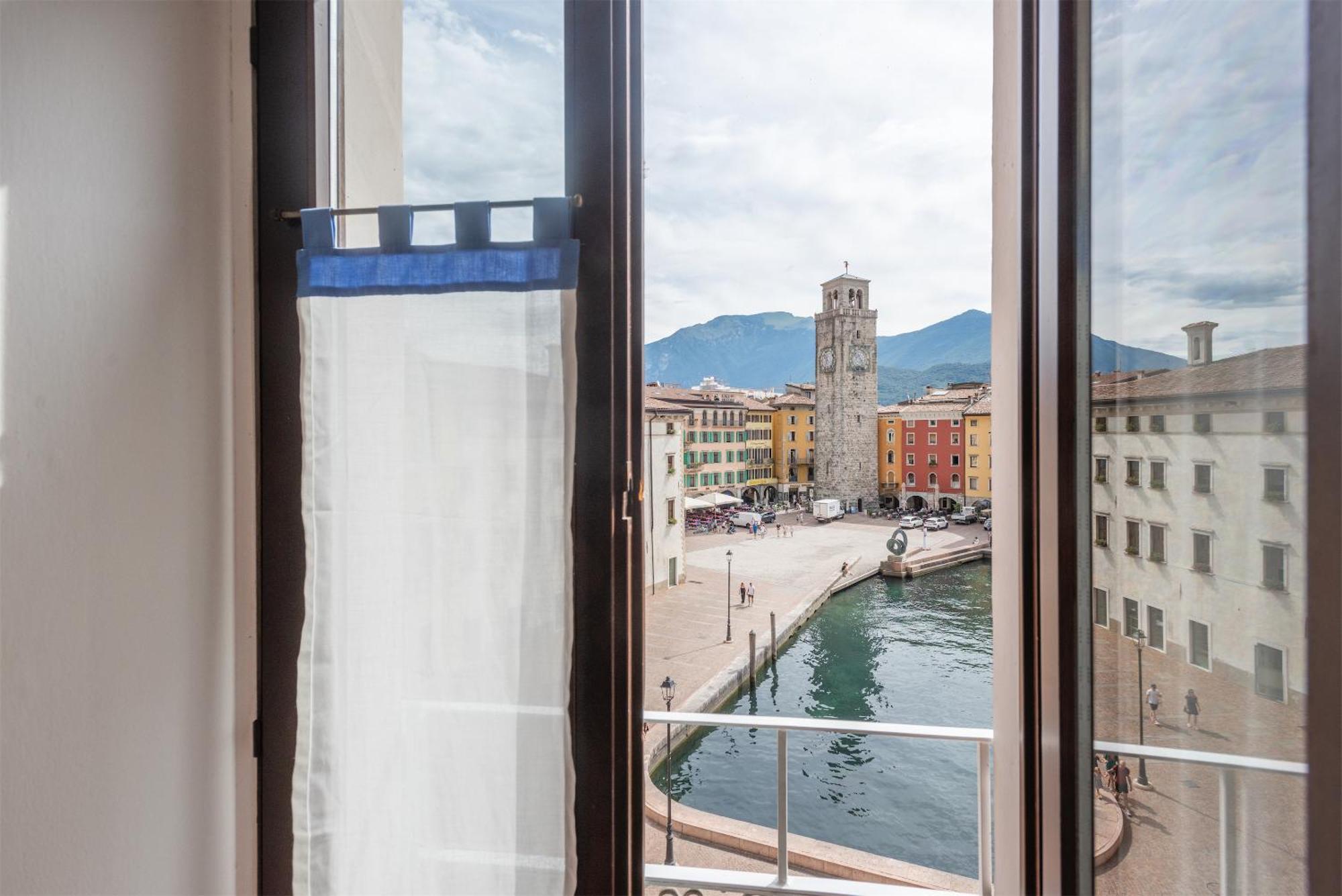 Casa La Torre, The View On The Lake Рива-дель-Гарда Екстер'єр фото