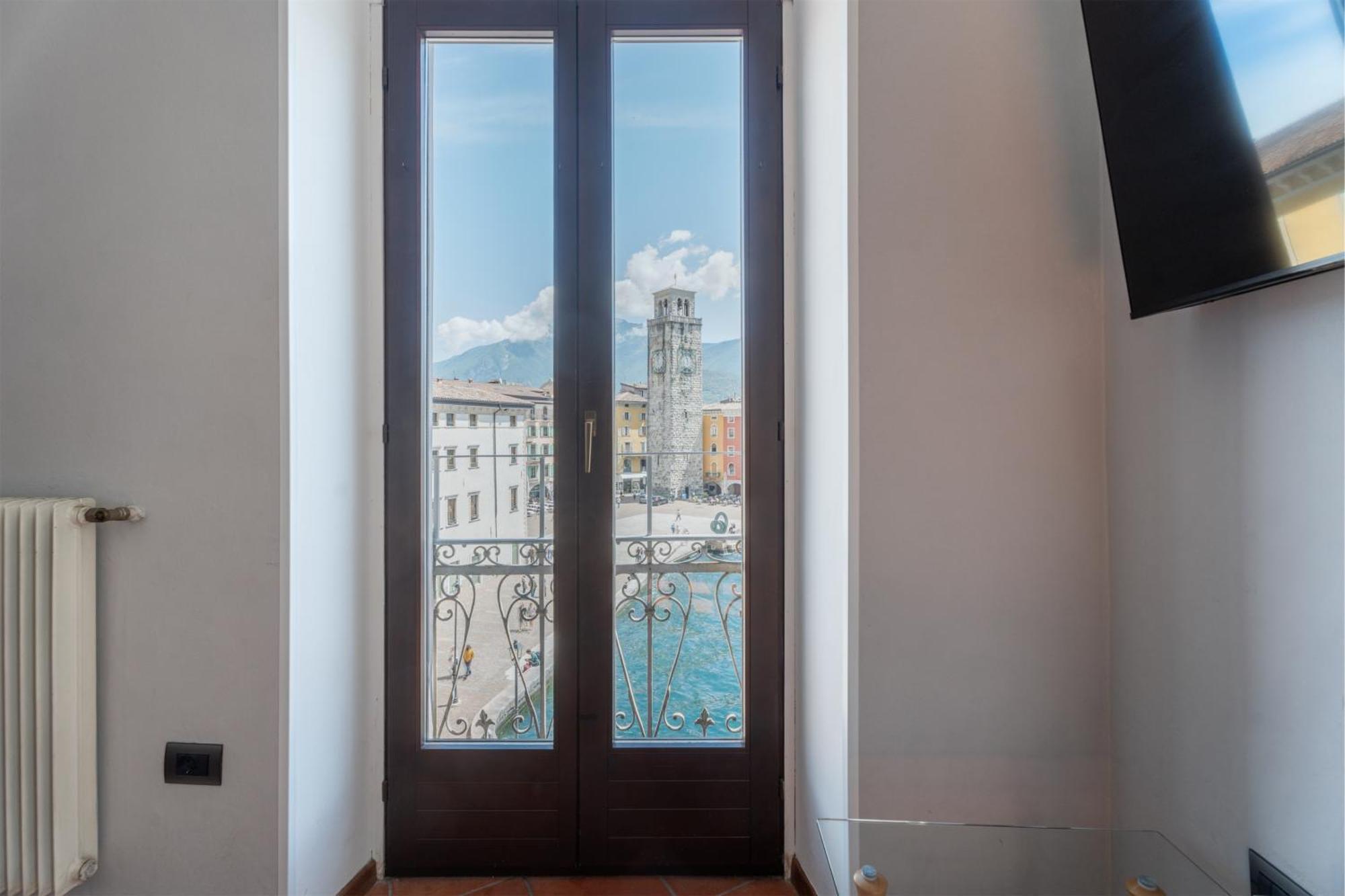 Casa La Torre, The View On The Lake Рива-дель-Гарда Екстер'єр фото